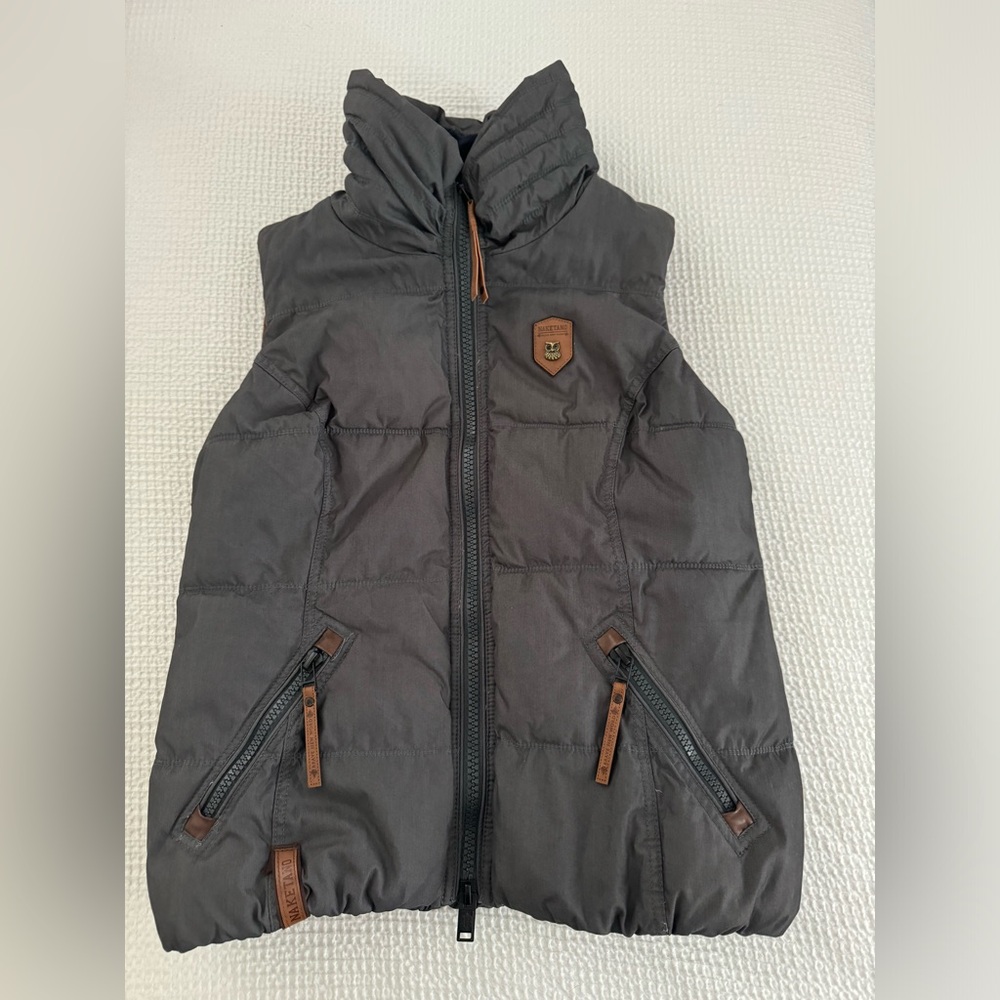 Naketano Charcoal Puffer Vest (L)